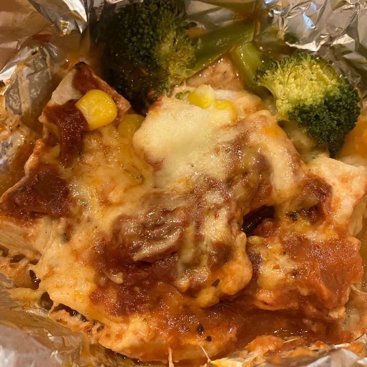 鶏肉のピザチーズホイル焼き